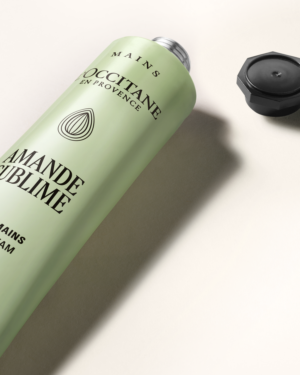 Amande Sublime Hand Cream (Almond)