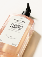 Fleurs de Cerisier perfumed shower gel