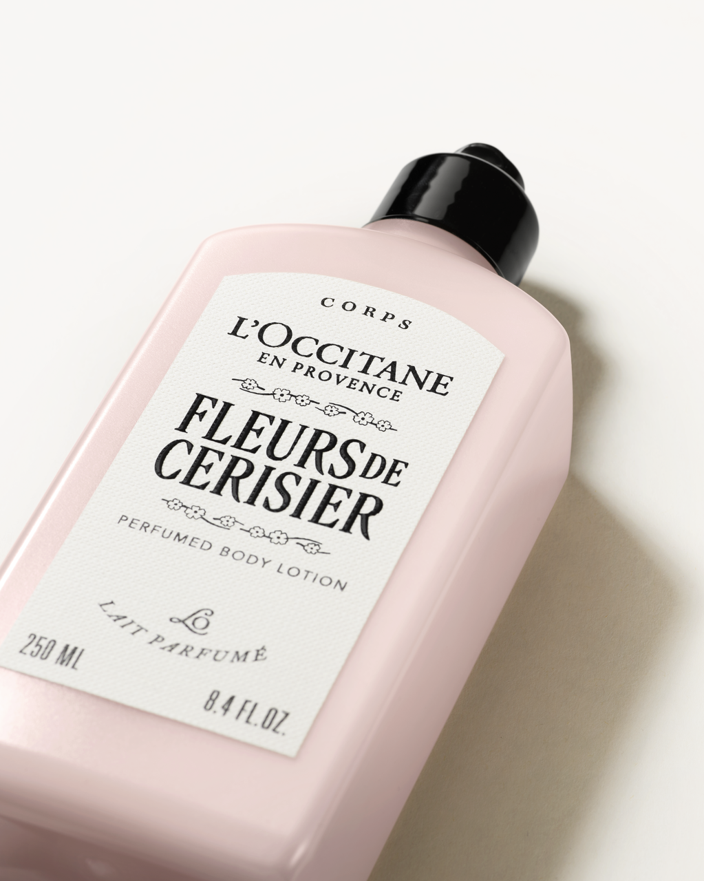 Fleurs de Cerisier perfumed body lotion (Cherry Blossom)